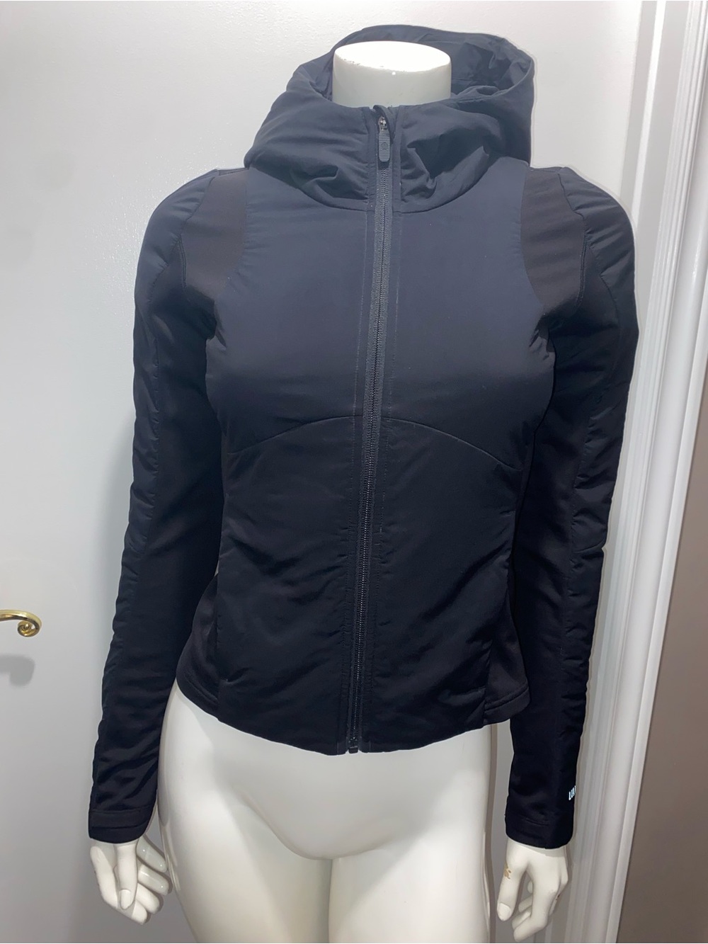 Lululemon Black Hooded Ski Jacket with Reflective Accents
